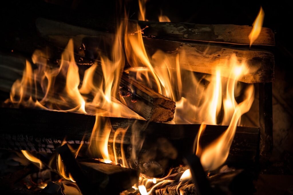From Waste to Warmth: Maximizing Energy Efficiency in Your Fireplace